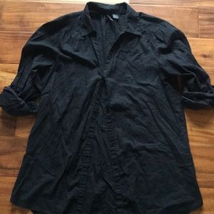 Black quarter sleeve button up